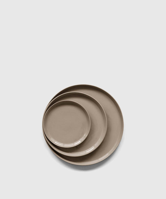 Stoneware Rim Plate ‚Äì Sand